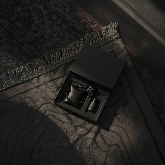 Onyx Tasbeeh 33 Beads Pure Silver Emblem